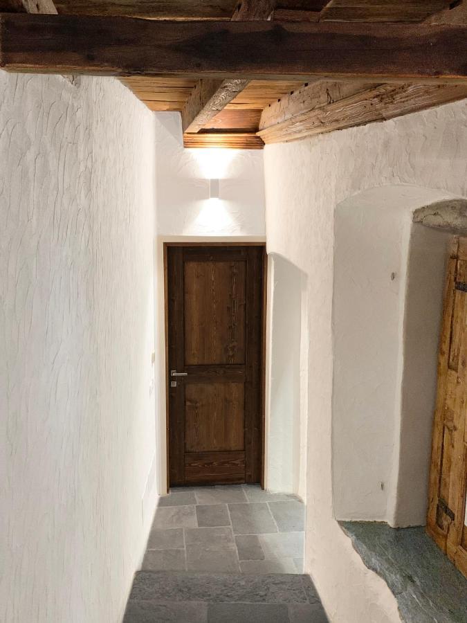 Antica Torre Apartment Сондрио Екстериор снимка