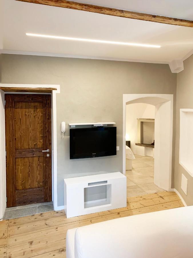 Antica Torre Apartment Сондрио Екстериор снимка