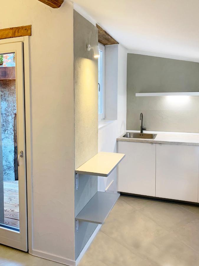 Antica Torre Apartment Сондрио Екстериор снимка