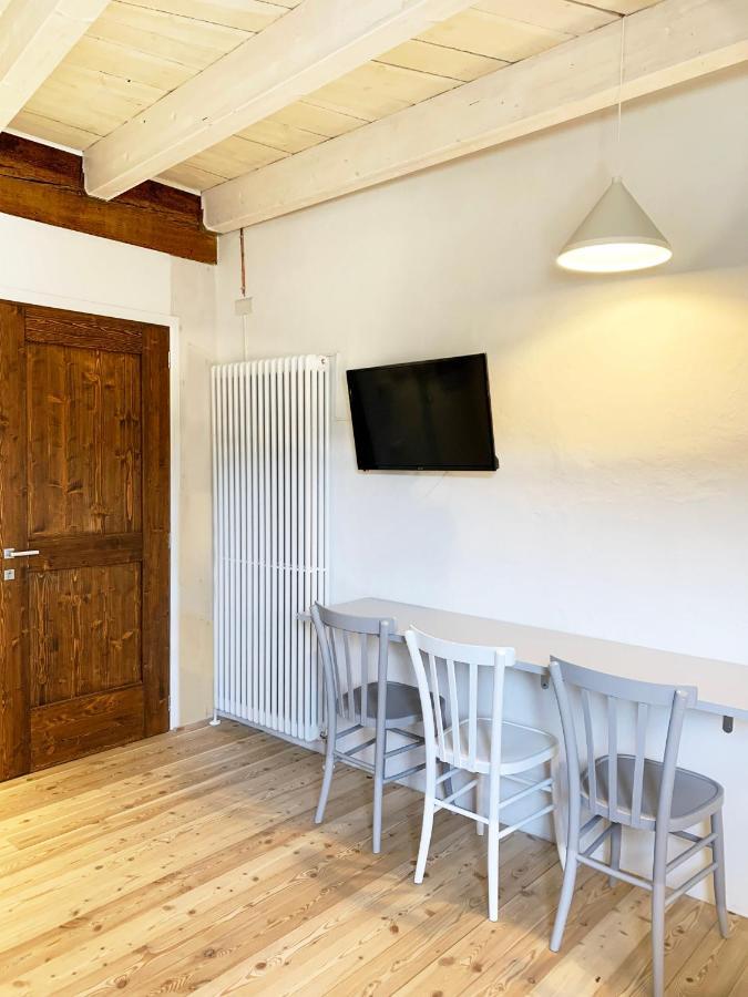 Antica Torre Apartment Сондрио Екстериор снимка