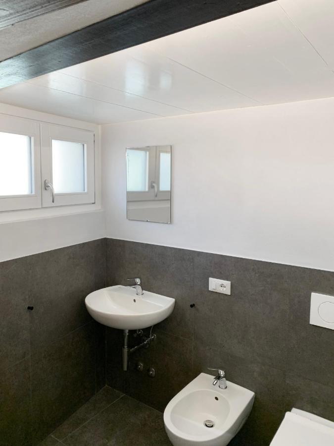 Antica Torre Apartment Сондрио Екстериор снимка