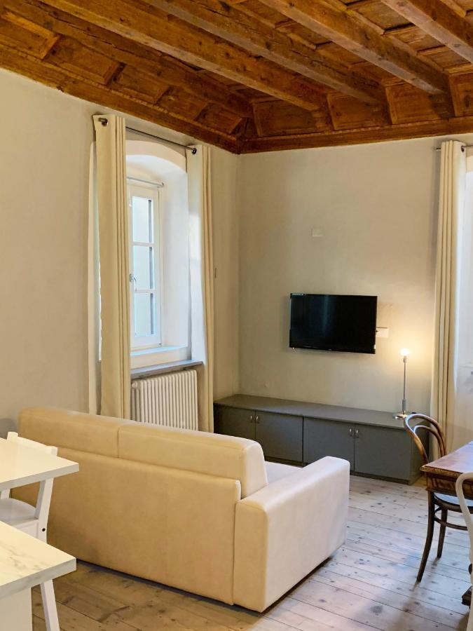 Antica Torre Apartment Сондрио Екстериор снимка